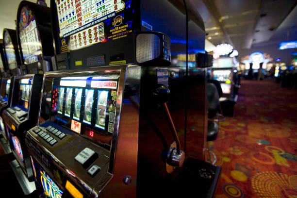 indobola338 mobile app interface showing football betting options and live casino tables on Android